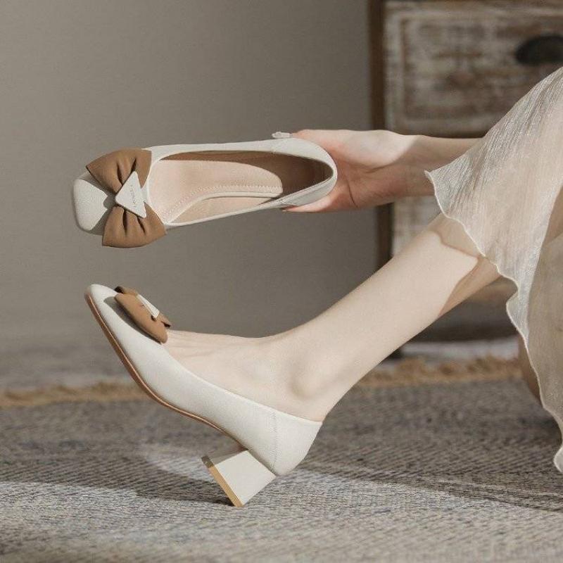 Damen High Heels Schleife mit eckiger Zehenpartie Flacher Ausschnitt Französischer Stil Einzelner Schuh Dicke Absätze High Heels Dating- und Bankettschuhe 40 apricot