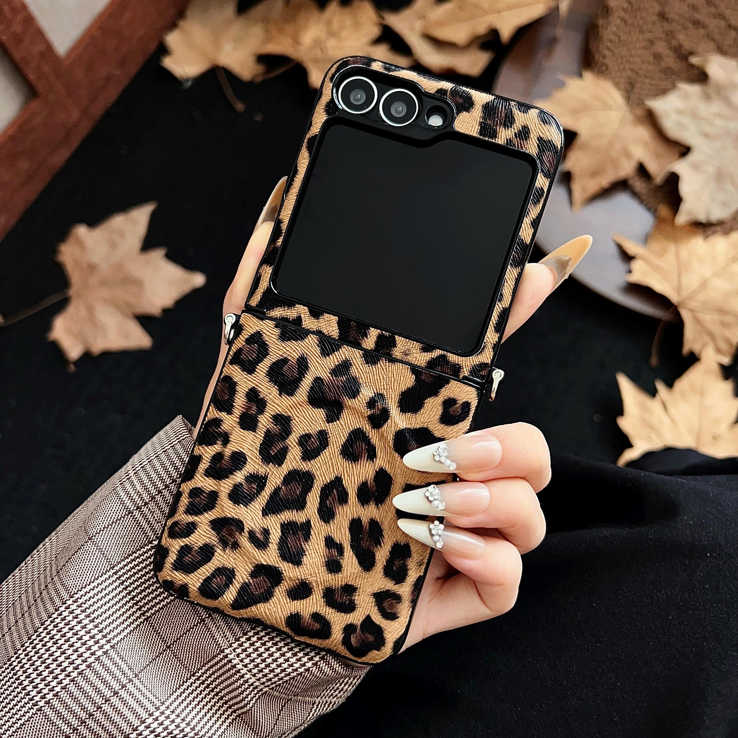 Leder Leopardendruck für magnetische Handyhülle für Samsung Galaxy Z Flip 7 6 5 4 Flip7 FE W23 W24 Flip-Hüllen mit Handschlaufe Niedliche Hüllen Magsafe Galaxy W24 Flip