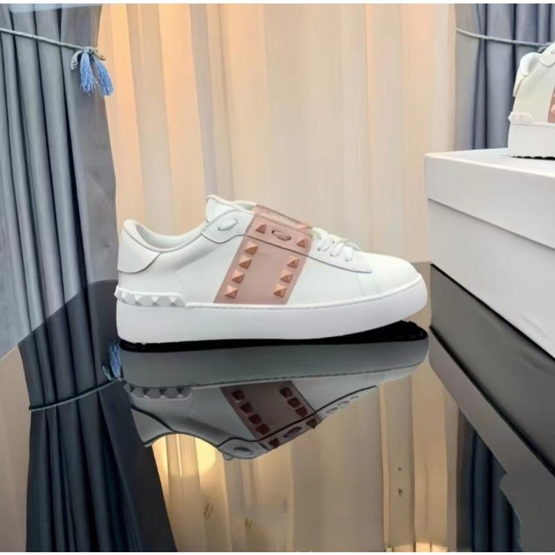V home Nieten weiße Schuhe Damen Vier Jahreszeiten Klassisch Vielseitig Mode Erhöhende Plateau-Schuhe Paar Freizeit Sport Board Schuhe 41