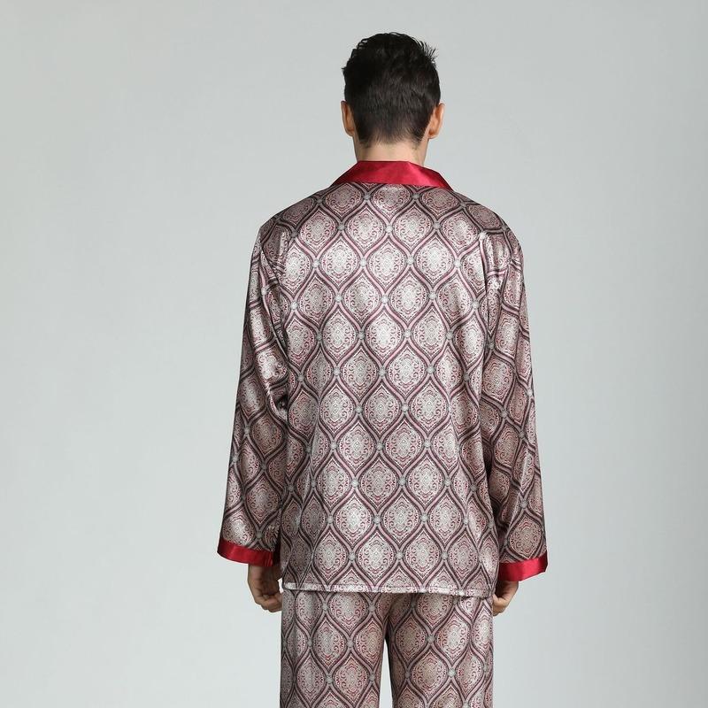 2025 Neues langärmeliges Herren-Pyjama-Set aus Seidensatin mit klassischem Aufdruck, luxuriöses seidiges Pyjama-Nachtwäsche-Set XL rot