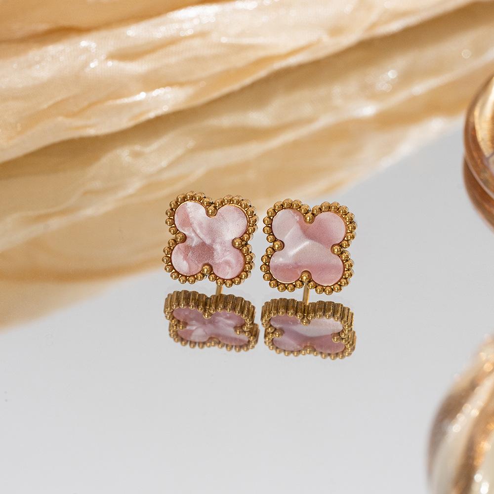 Ohrringe aus Edelstahl, Ohrringe mit vierblättrigem Kleeblatt, minimalistischer Damenschmuck für die Ohren aus 18 Karat Gold 18k real gold rosa