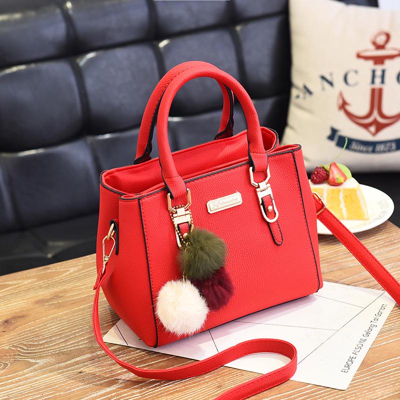 Damen-Handtasche mit Haarball-Ornamenten, Reißverschluss, mittlere Handtasche, Hotsale-Damen-Party-Geldbörse 23*14*18cm rot