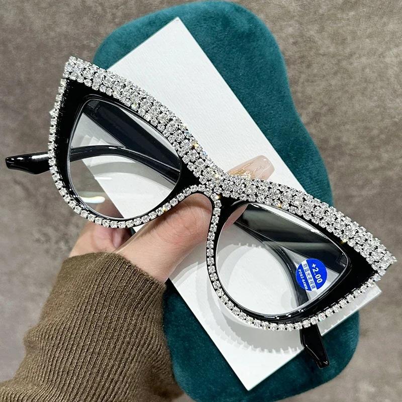 Luxuriöse Diamant-Katzenaugen-Lesebrille für Damen, stilvolle klassische Modebrille mit elegantem Design 3.5