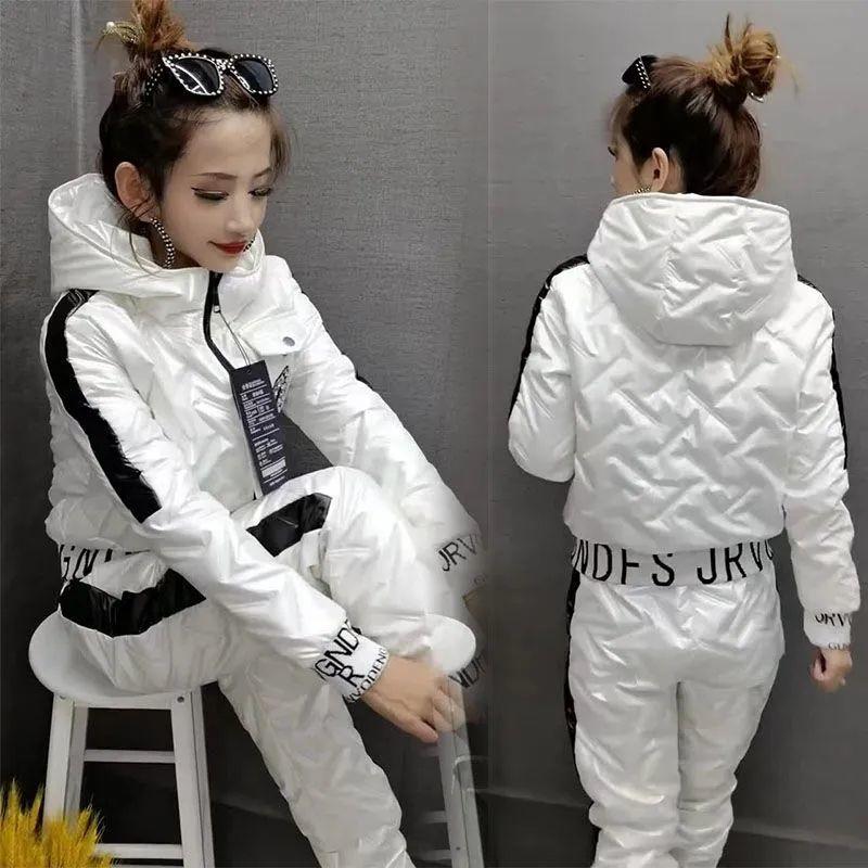 Winter Warme Glänzende Zweiteilige Sets Damen Verdicken Daunenparkas Kapuzenmäntel Anzüge Jogginghosen Outfits XXL weiß