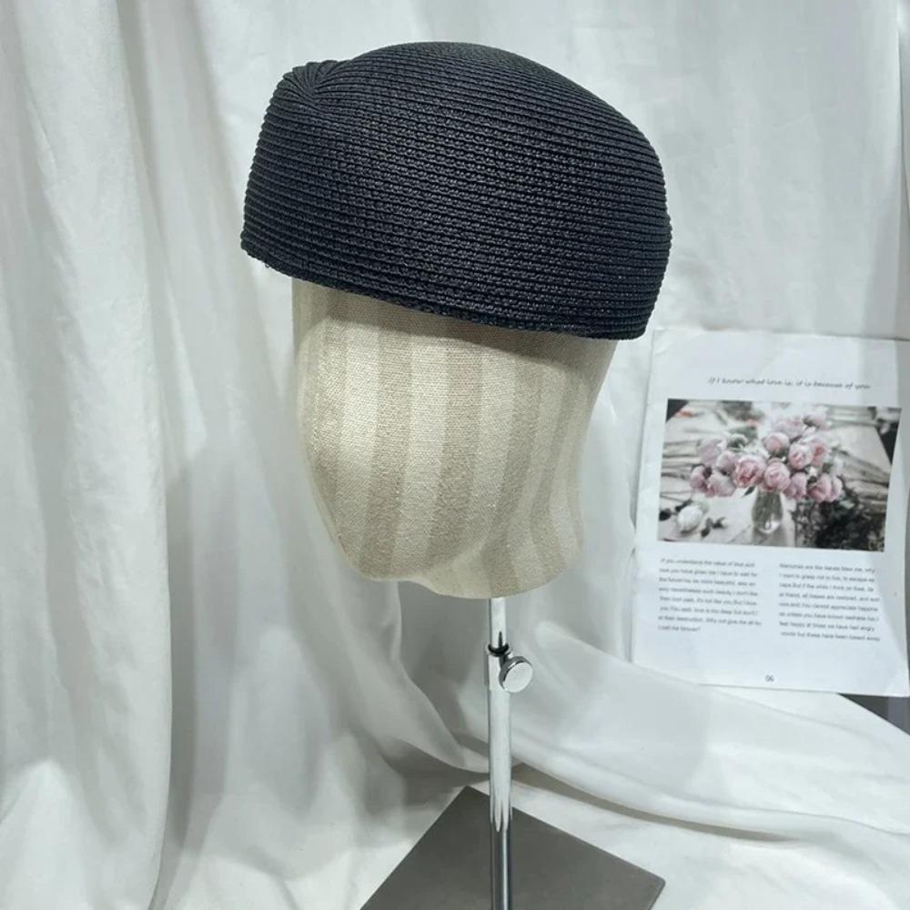 Klassischer Stroh-Barett Hut Eleganter Fedora Hut Modischer Sonnenhut Sommerkleidung schwarz