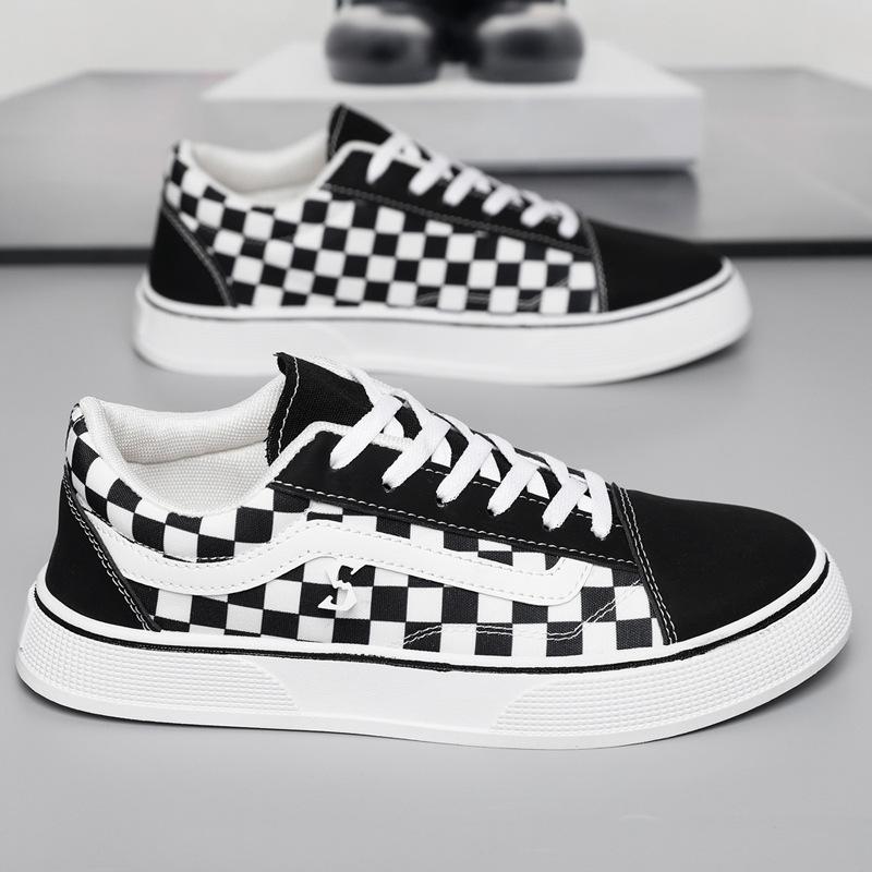 Frühlings- und Sommer Herrenschuhe Klassische Low-Top Canvas Schuhe für Herren Mittelstufenschüler Lässige Trendige Board Schuhe Modische Board Schuhe 43 white