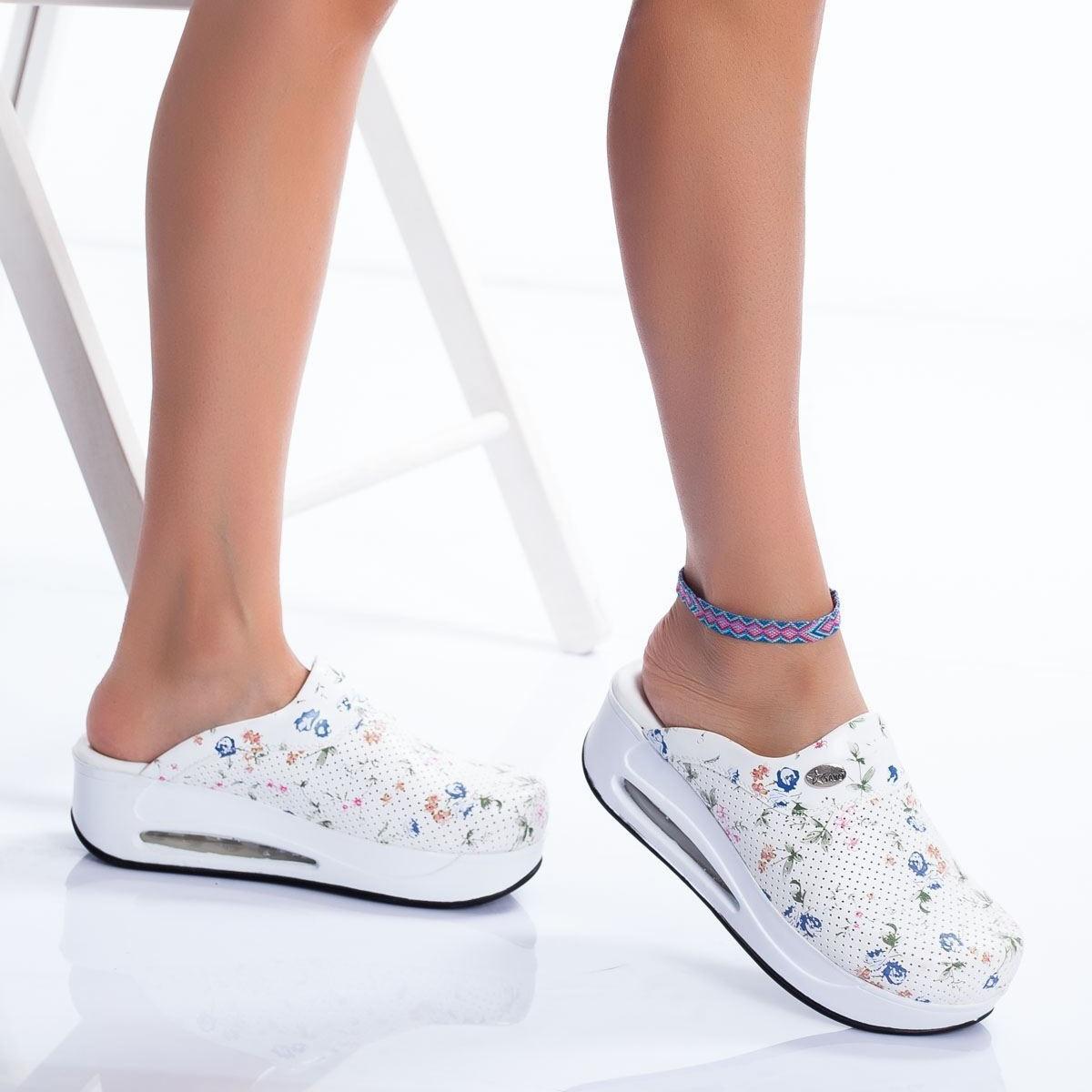 Frauen Medizinische Clogs Sabo Krankenhausschuhe Rutschfeste Pantoffel Krankenschwester Arzt Hebamme Chirurgische Sandalen 38 beige