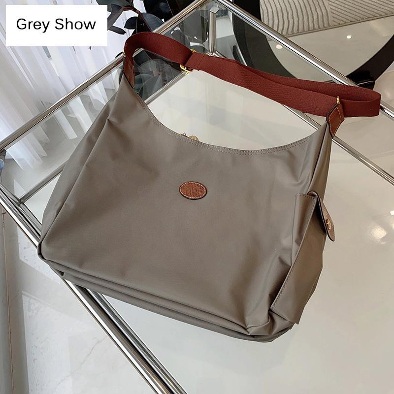 Nylon Damen Handtaschen Designer Umhängetasche mit Logo Luxusmarke Hobo Tote Bag Große Kapazität Damen Messenger Bags grau