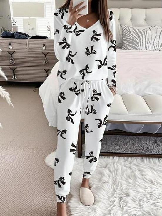 Europäisches und Amerikanisches Übergrößen V-Ausschnitt Schmetterlingsdruck Langarm Top & Hose Leopard Set. 3XL
