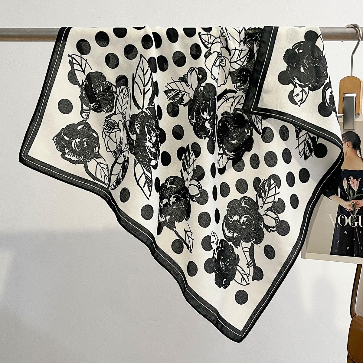 Polka Dot Frühling und Sommer Mode Quadratischer Schal für Damen Im Herbst und Winter Warmer Schal Klimaanlagen-Schal Dünner Seidenschal Schal Schal 68*68cm