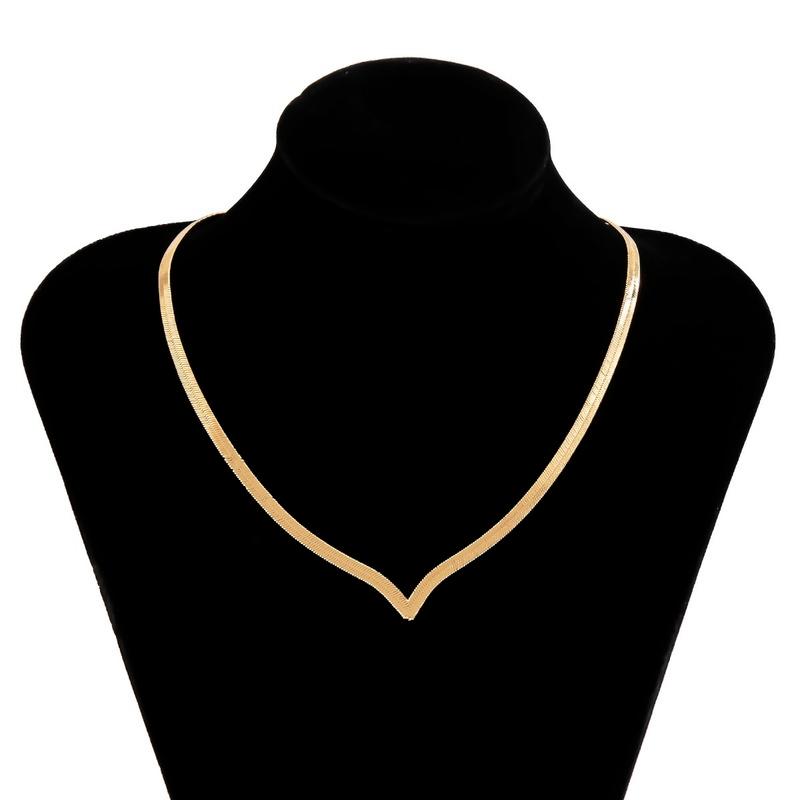 Einfache minimalistische Kupfer flache Schlangenkette Halsband Halskette Punk V-förmige kurze Kragen Schlüsselbein Halskette Frauen Schmuck gold