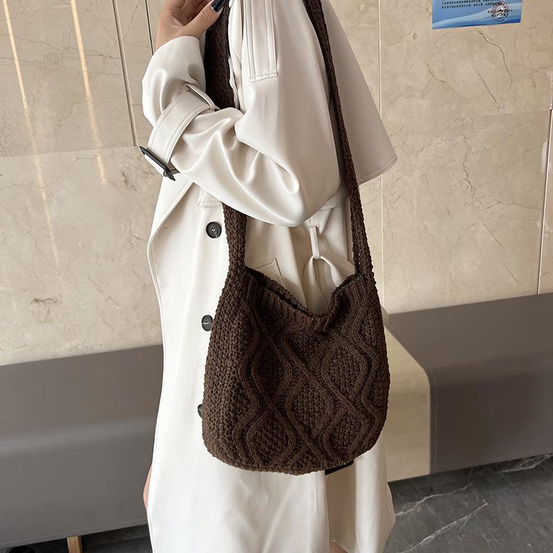 Häkeln Damen Umhängetaschen Damen Designer Gestrickte Handtaschen Tragetasche Sommer Strand Boho Tasche Geldbörsen Shopper Umhängetasche KTY 28x9x30cm braun
