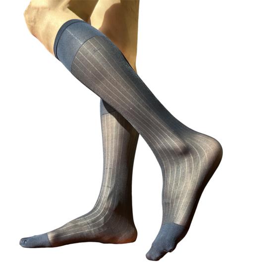 Herrensocken für den lässigen Business-Anzug, breite, gestreifte Nylonstrümpfe bis zur mittleren Wade, formeller Anzug, durchsichtige dünne Socken aus Kunstseide navy blau