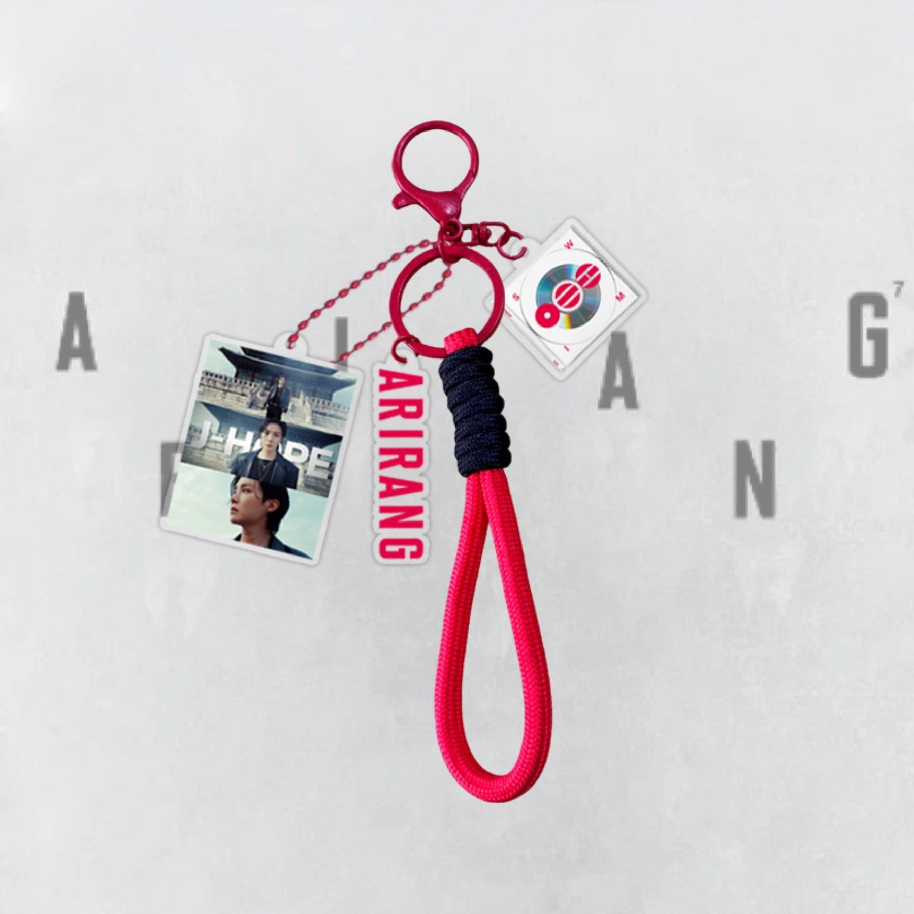 BTS ARIRANG Themen-Schlüsselanhänger, Bangtan Boys Foto-Anhänger mit rotem geflochtenem Seil, Kpop ARMY Fans Taschen-Accessoire, Kpop Idol Taschen-Anhänger für ARMY Fans J-HOPE