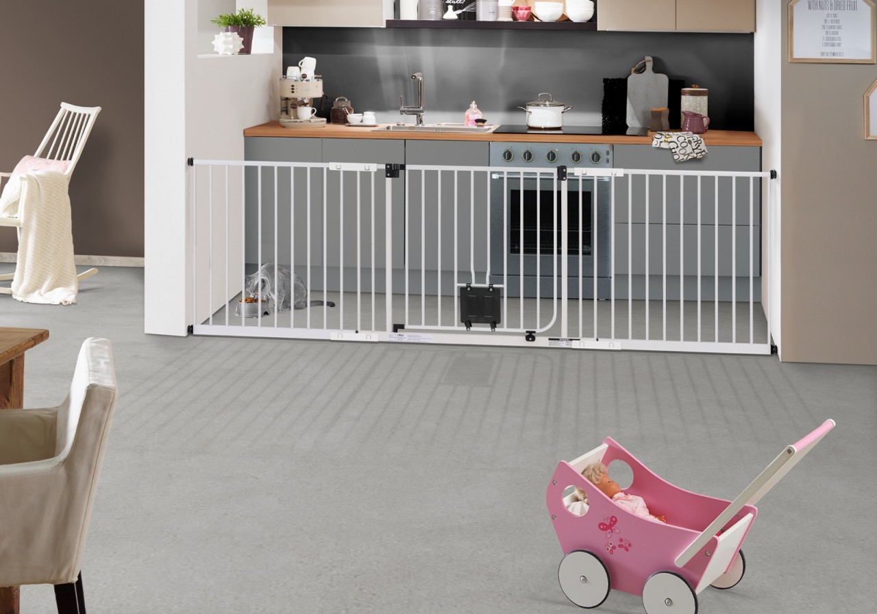 IMPAG® Absperrgitter Easy Step mit breiter Tür mit Katzenklappe...