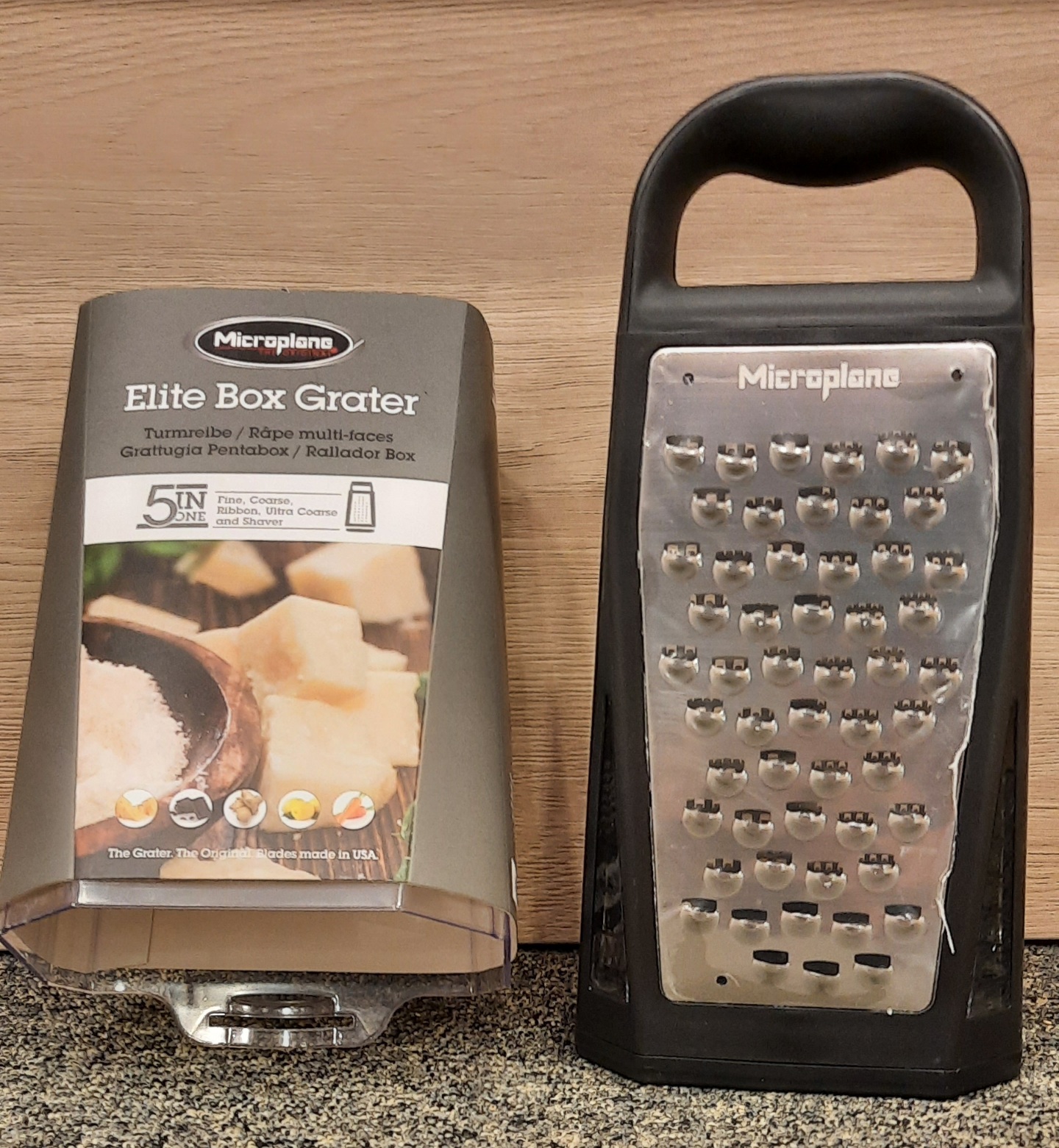 Elite Box Grater Turmreibe