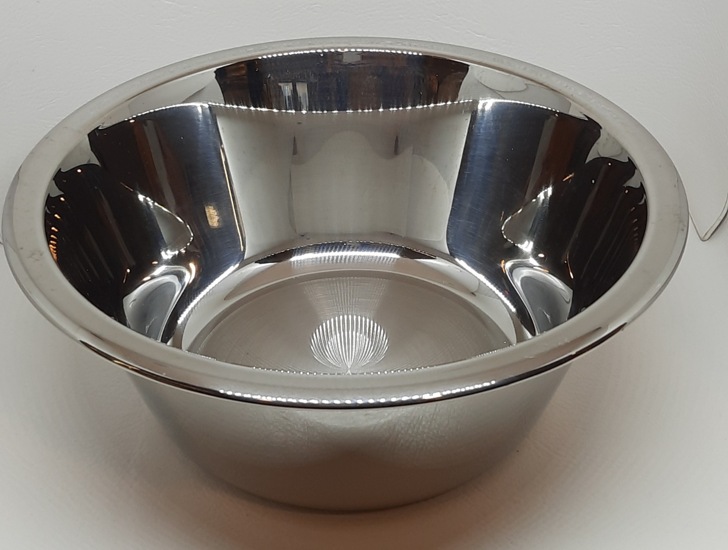 Schüssel konisch Ø 27 cm Edelstahl Arbeitsschüssel mit glattem Boden