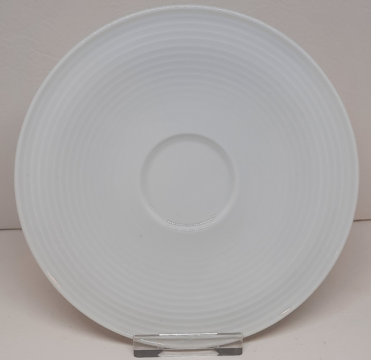 Beat weiss Kombi-Untertasse groß 16,5 cm