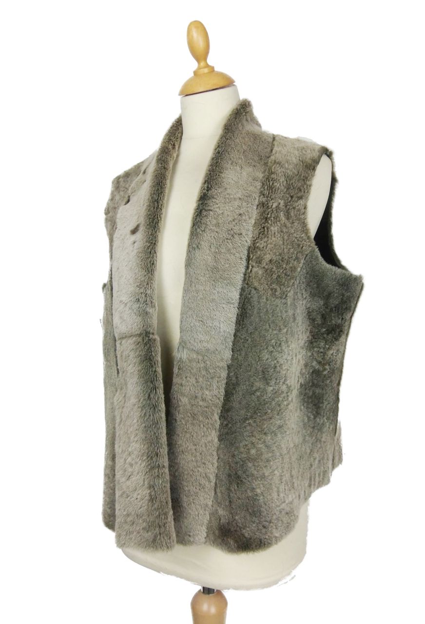 Damen Lammfellweste,grau, kurze Weste mit Fellkragen, Gr.:44