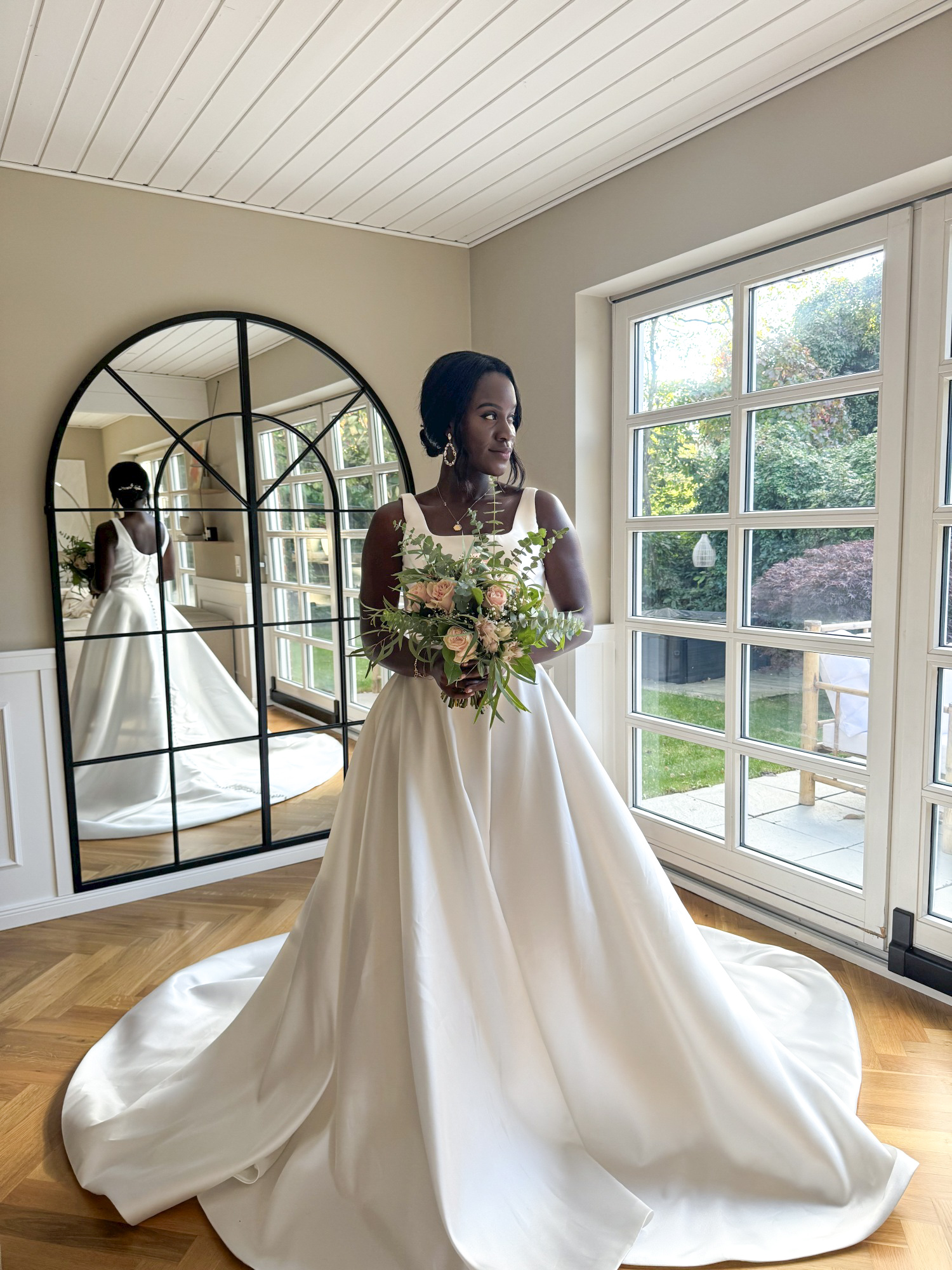 Laue Collection Brautkleid 'Simone' - 56