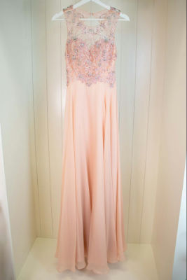 Unique Kleid - 38
