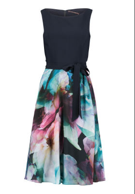 Vera Mont Kleid Kurz ohne Arm - 48