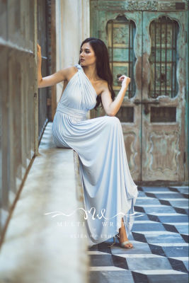 Eliza & Ethan Kleid - hellblau