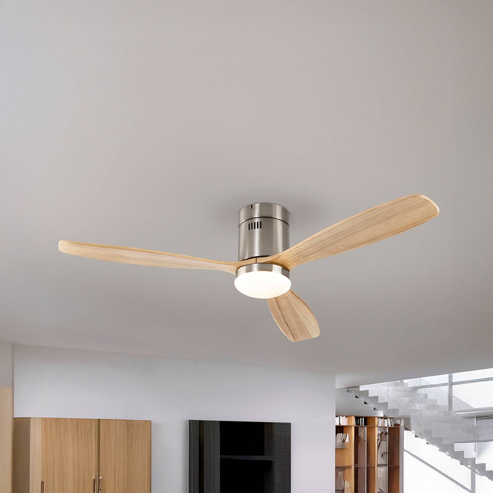 LED-Deckenventilator Siroco, nickel/holz hell Ø 132 cm leise