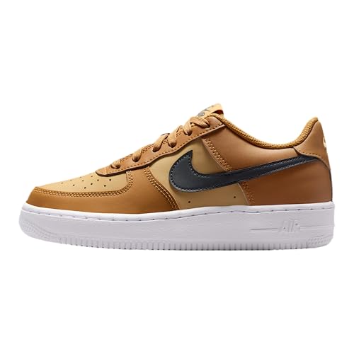 Nike Air Force 1 Big Kids Schuhe (Wheat/Club Gold/Weiß/Anthrazit), Wheat/Club Gold/Weiß/Anthrazit, 40 EU