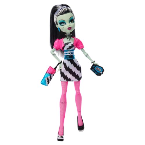Monster High Dawn of the Dance Frankie Stein Reproduktionspuppe | Boo-riginal Creeproduction Frankie Stein mit Partykleid und Accessoires wie Tasche, Fotos, Einladung, Puppenständer, JKM46