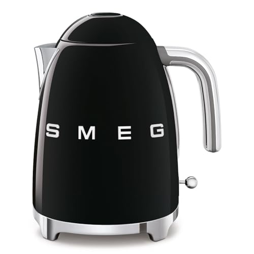 Smeg, KLF03WBLEU 1.7L Wasserkocher, Soft-Opening-Kannenverschluss, Herausnehmbarer Anti-Kalkfilter aus Edelstahl, Automatische Abschaltung bei 100°C, Rutschfeste Stellfüße, 2400W Leistung, Schwarz