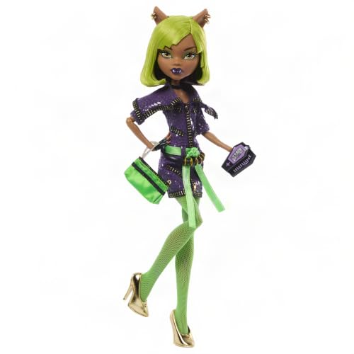 Monster High Dawn of the Dance Clawdeen Wolf Reproduktionspuppe | Boo-riginal Creeproduction Clawdeen Wolf mit Partykleid und Zubehör (Tasche, Fotos, Einladung, Puppenständer), JKM45