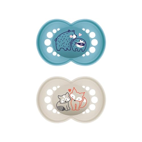 MAM Original Latexschnuller im 2er-Set, Schnuller aus nachhaltigen, bio-erneuerbaren Materialien, Baby Schnuller mit symmetrischem & kiefergerechtem Sauger, 6-16 Monate, Bär/Fuchs