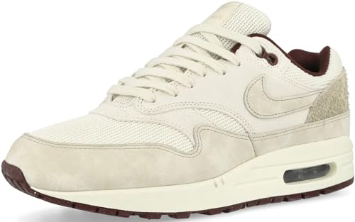 NIKE Herren AIR MAX 1 PRM Sneaker, Sail Lt Orewood BRN Phantom, 42 EU