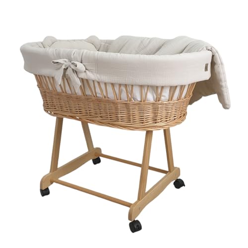 Stubenwagen Baby mit Rollen & Bremse – Moseskorb aus Naturweide inkl. Matratze & Beige Bettwäsche aus 100% Baumwolle Oeko-Tex – sicher & mobil – Modell Amelia