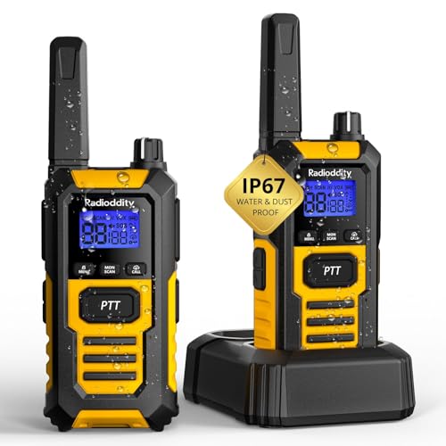 Radioddity HD-1 Funkgerät Set, Walkie Talkie wasserdicht IP67, Robuste PMR, staubdicht stoßfest mit EIN-Tasten-Gruppenruf, Vibrationsalarm, SOS, Dual PTT, Basis- und USB-C-Ladung (2 Stück, gelb)