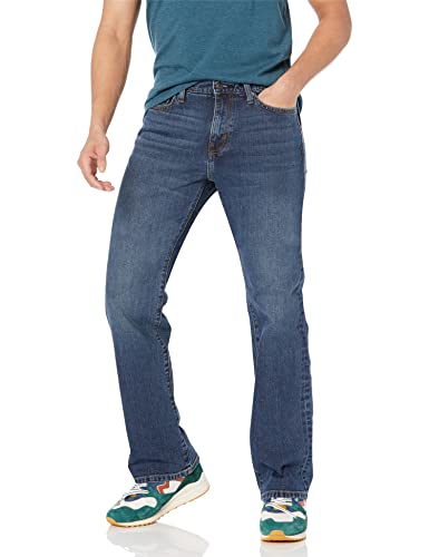 Amazon Essentials Herren Bootcut-Jeans mit gerader Passform - Auslauffarben, Mittlere Waschung, 34W / 32L