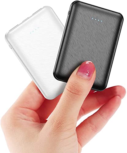 2 Packungen Mini Power Bank Klein Aber Stark 5000mAh Externer Akku,Tragbares Powerbank, Handy Power Bank Mit Kabel, Leicht Externer Batterie(Schwarz und Weiß)