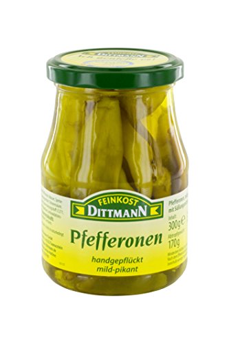 Feinkost Dittmann Grüne Pfefferonen mild pikant - Grüne Paprikafrucht aus Griechendland - 300g Glas, 1er Pack - Handgeplückt - mild pikant eingelegt - ideal zu griechischen Salaten oder als Antipasti