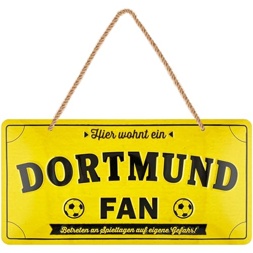 LANOLU retro Blechschild, hier wohnt ein Dortmund Fan, lustiges Fanartikel Schild für Männer, Geschenkidee zum Vatertag für Fußballfans, mit Jutelkordel, 16x32 cm