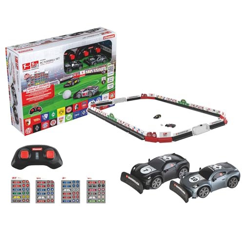 Carrera RC Fahrzeug Bundesliga Soccer Set I Spielfeld mit 2 Mini-RC-Autos – Tore, Ball, Sticker & Banden I Rennaction trifft Fußballspiel I Für Kinder ab 6 Jahren