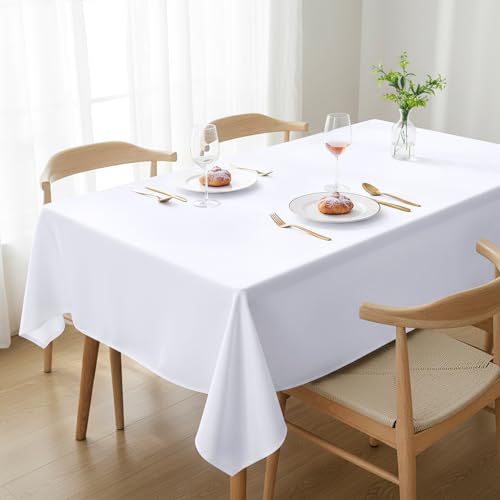 Utopia Kitchen Polyester Tischdecke 110 x 140 cm (2er-Pack, Weiß) Maschinenwaschbare Tischdecke Ideal für Partys, Veranstaltungen, Hochzeiten und Restaurants (44 x 56 Zoll)