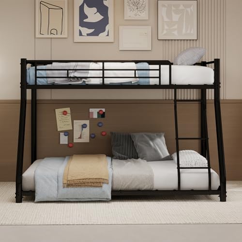 FAVSH Metall-Etagenbett 140x190 cm, L-förmiges Hochbett mit Doppelbett unten, stabiles Bettgestell für Kinder, Jugendliche und Erwachsene, modernes Design mit Sicherheitsgeländer (Schwarz)