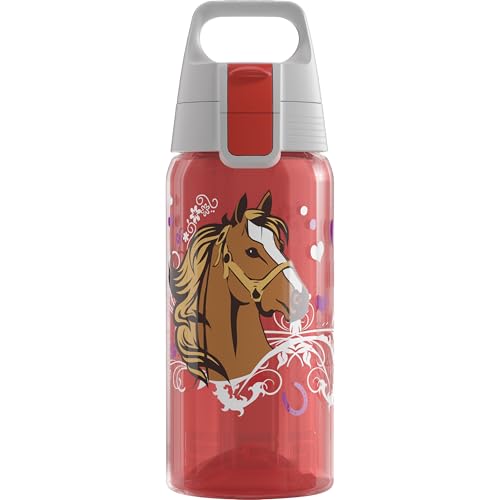 SIGG - Trinkflasche Kinder - Viva One Horses - Für Kohlensäurehaltige Getränke Geeignet - Auslaufsicher - Spülmaschinenfest - BPA-frei - Sport & Schule - Rot mit Pferden - 0,5L