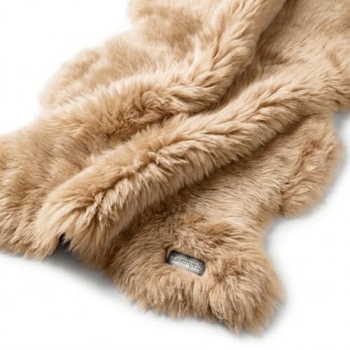 Lammfell hell-beige 95cm Premium von LANAMED. Geschenk-Qualität. Besonders zart und hautverträglich. Echtes Fell vom Lamm, Schaffell