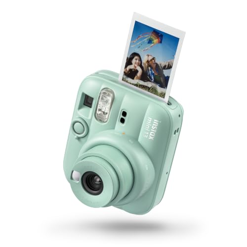FUJIFILM instax mini 13™ Sofortbildkamera für Erwachsene | Kamera mit Sofortdruck für farbige Erinnerungen zum Anfassen – Selfiespiegel, Nahaufnahmemodus & automatische Belichtung |Lagoon Green