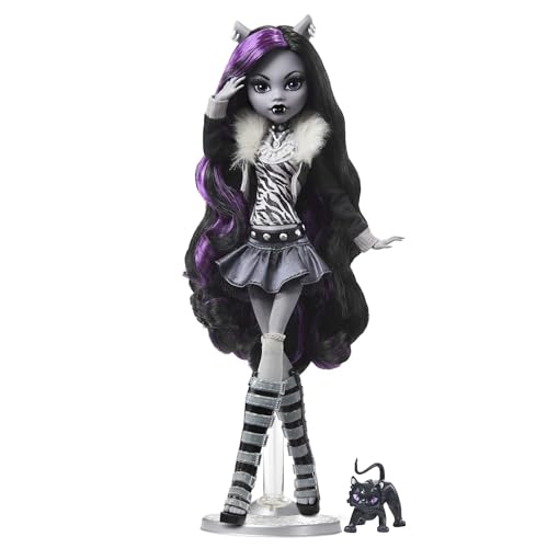 Monster High-Puppe Clawdeen Wolf in Schwarzweiß, Reel-Drama-Sammlerpuppe, Poster in Puppengröße und Lebensgröße, Horrorfilm-Design, Spielzeug und Geschenke, HKN28
