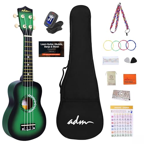 ADM Sopran Ukulele Set für Kinder und Anfänger, Ukulele Starter Kit mit Tasche, Stimmgerät, Regenbogensaiten, Bunter Gurt, Plektron, Griffbrettaufkleber, Akkord-Karte (Grün)