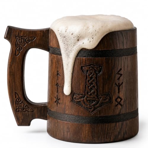 TESLYAR Wikinger Becher 0.6 L Eichenholz Braun - Mittelalter Becher für Bier Tankard Bierkrug Mit Gravur Thors Hammer Runen Ideales Bier Geschenk Maßkrug Holzbecher Vatertagsgeschenk für Papa