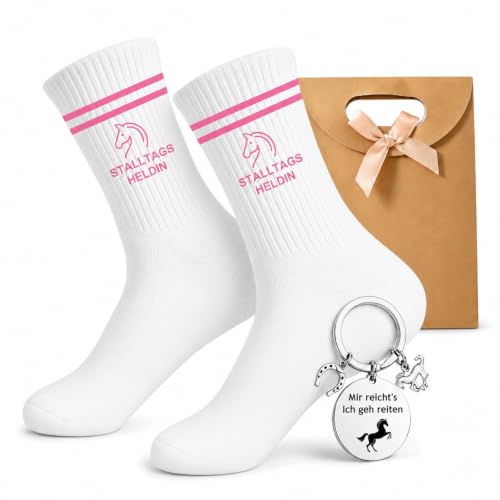 Pferde Mädchen Geschenk Set mit Lustigen Socken Stalltags Heldin und Schlüsselanhänger Mir reicht's ich geh reiten pferde geschenke für mädchen Zubehör für Reiterinnen inklusive Geschenktüte Set